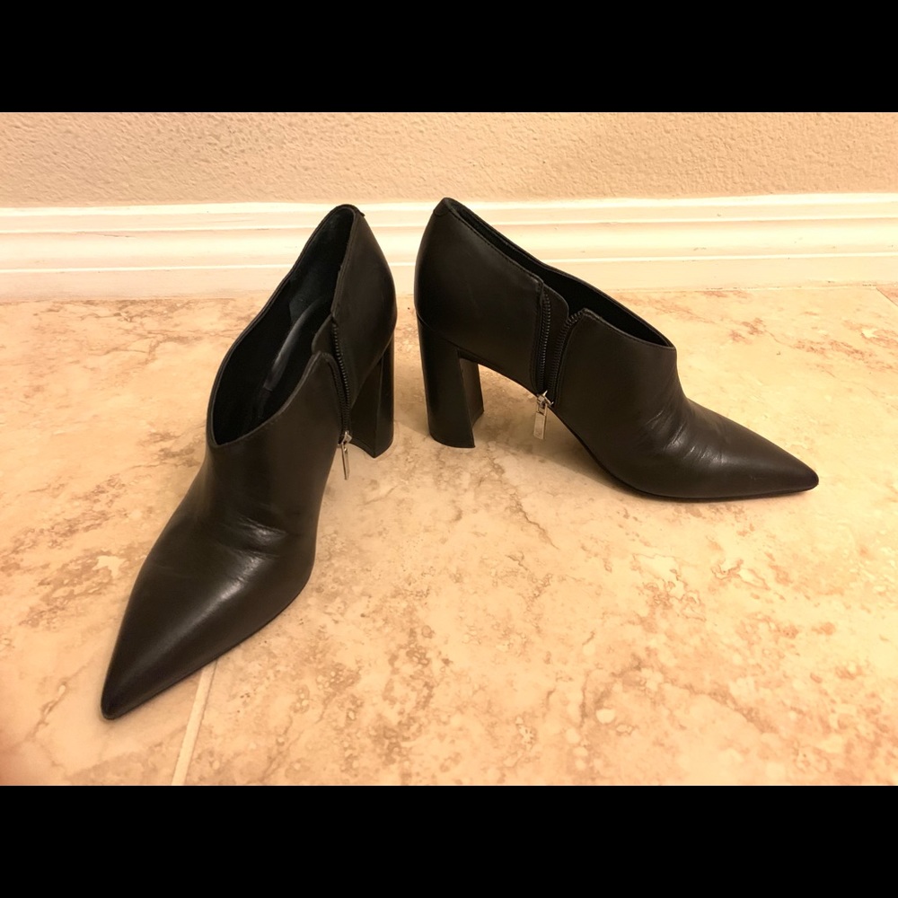 Marc Fisher high heel shoes, lightly worn.
